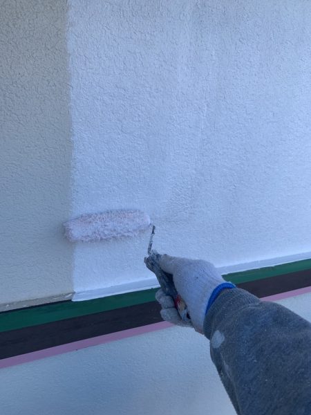 外壁塗装　モルタル　3回塗り　下塗り　アレスダイナミックフィラー