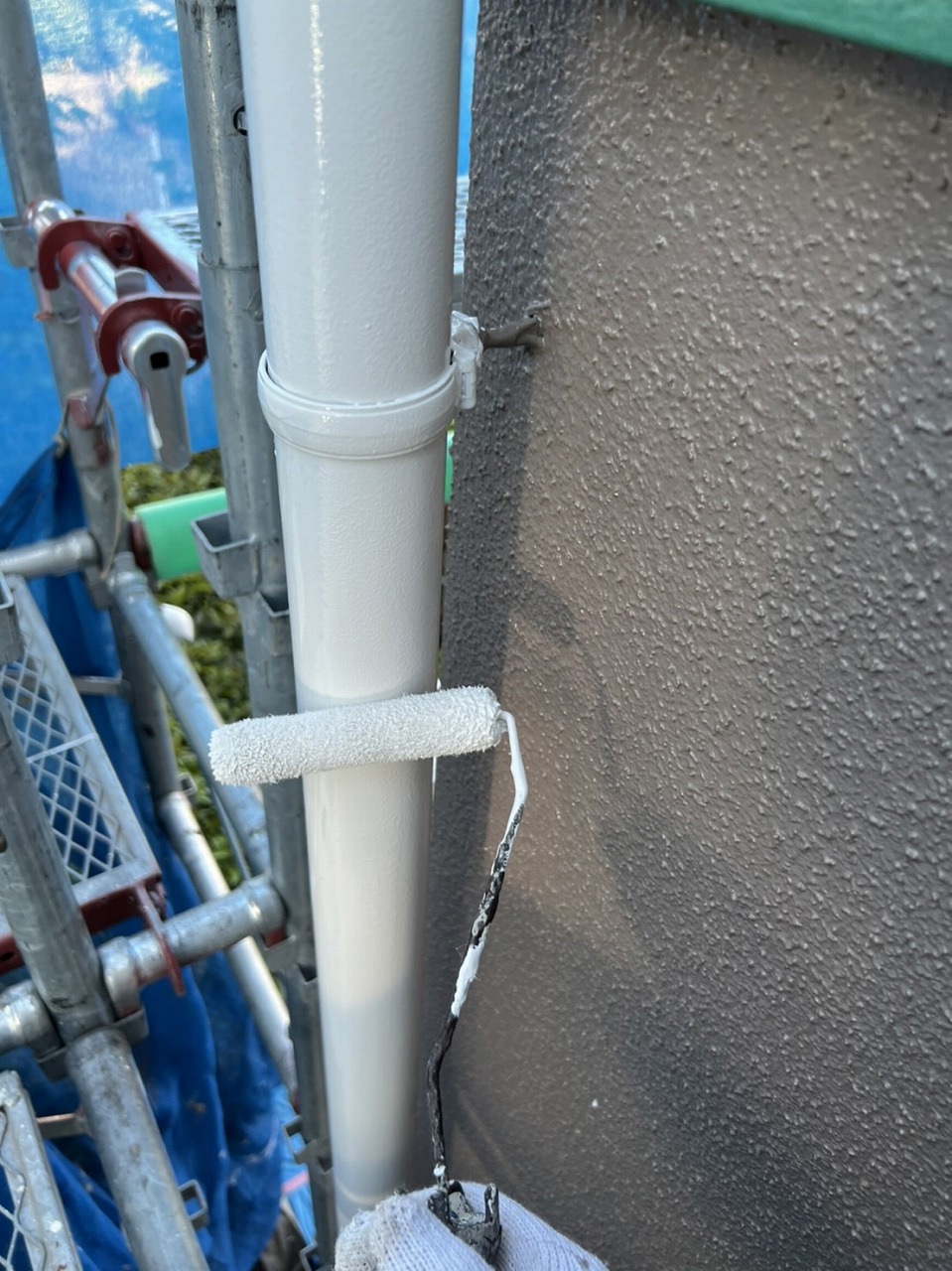 八千代市　付帯部塗装　雨樋　ファインパーフェクトトップ