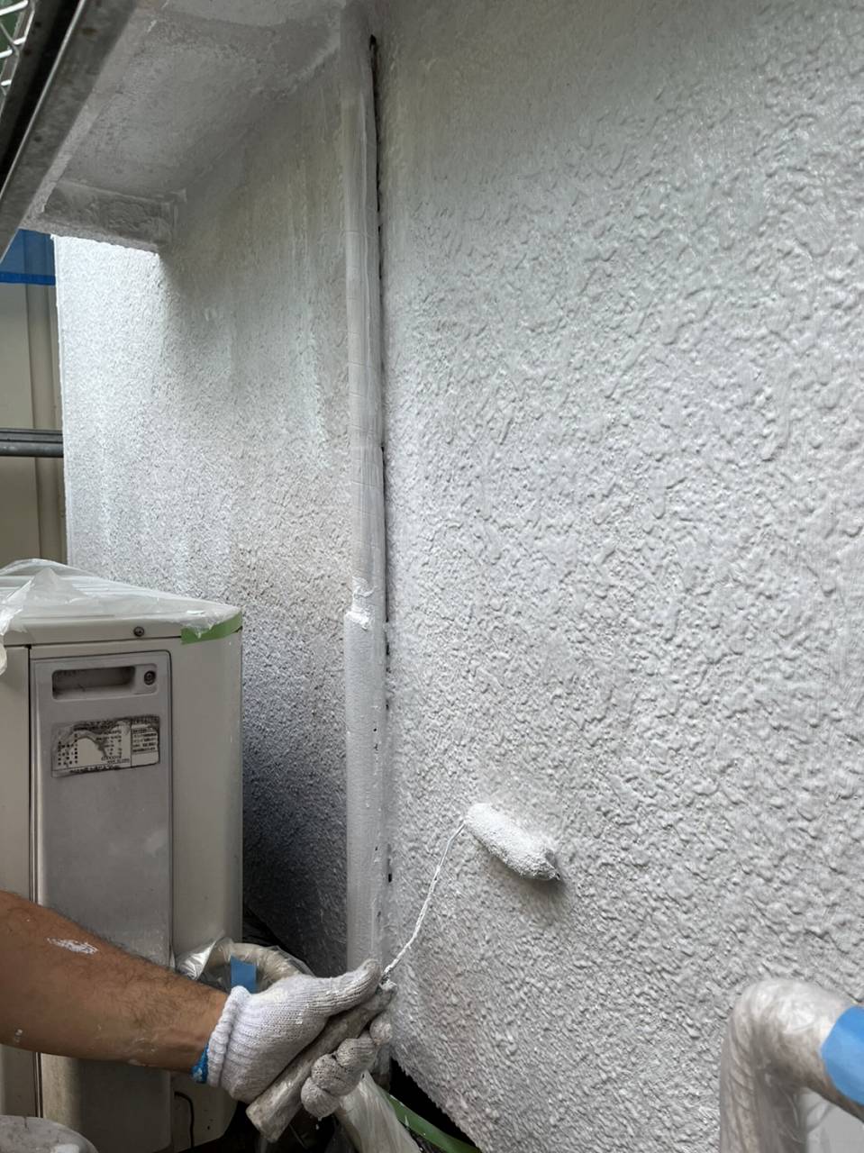 千葉市　外壁塗装　下塗り　アレスダイナミックフィラー