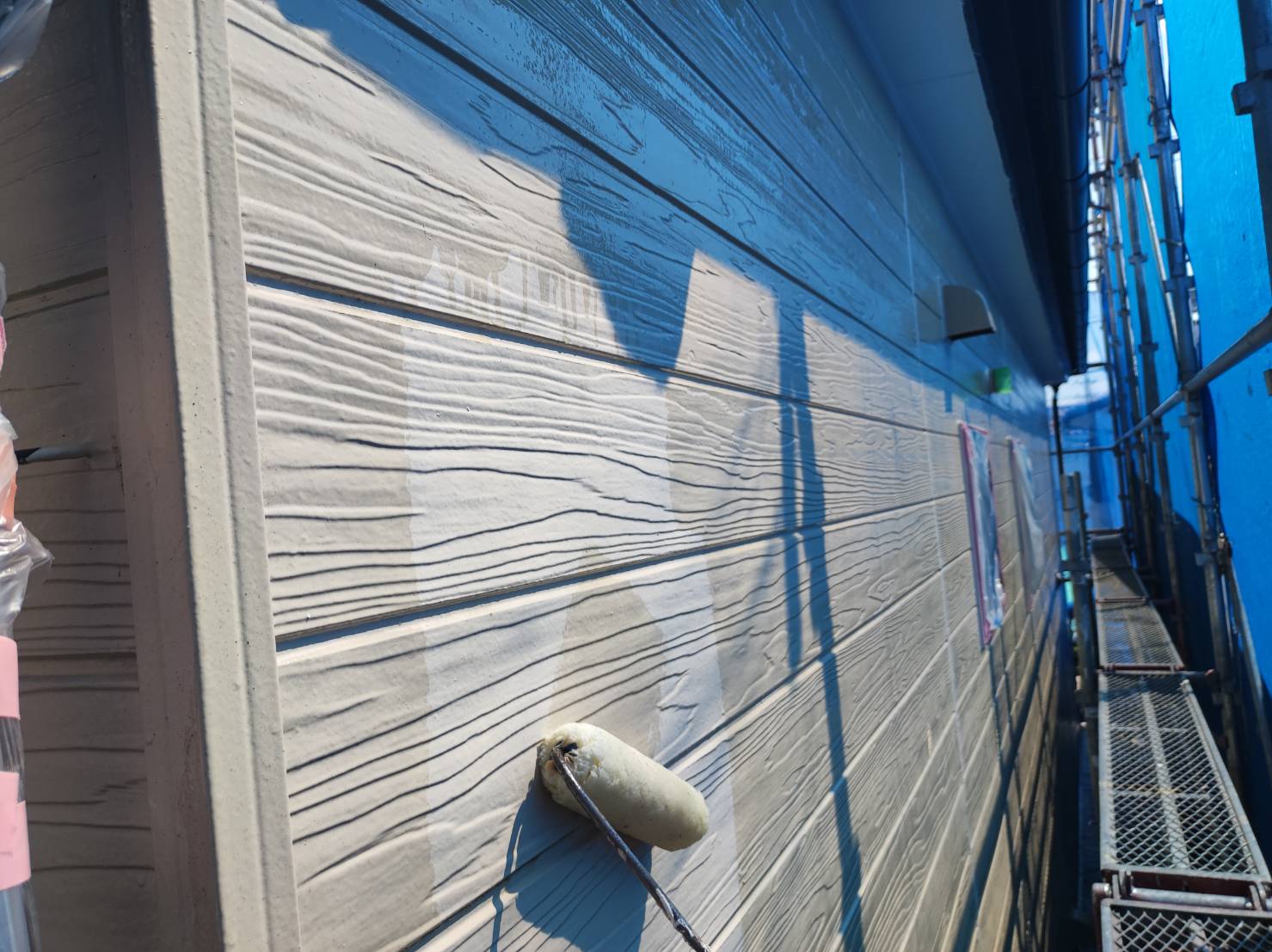 千葉市　外壁塗装　下塗り　浸透シーラー