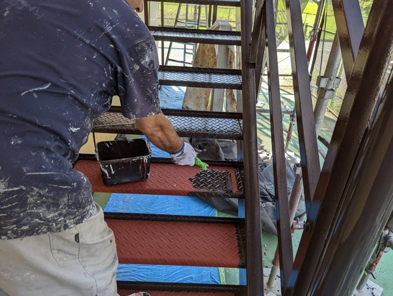千葉市　付帯部塗装　鉄骨階段　錆止め　ファインパーフェクトトップ