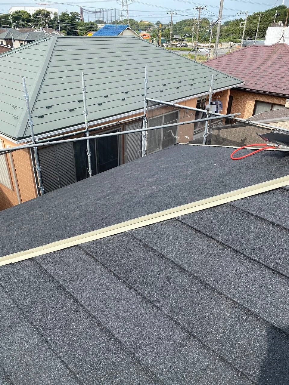 屋根カバー工法　ディブロマットスター
