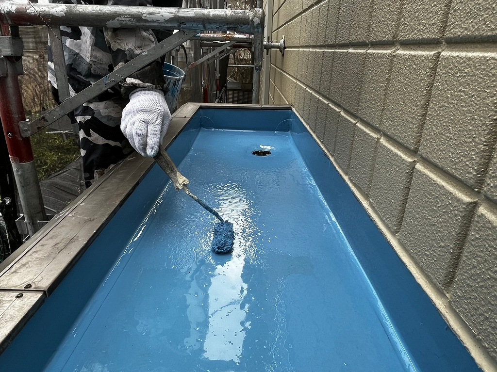 千葉市　屋上　ウレタン防水　中塗り　密着工法　ウレタン樹脂