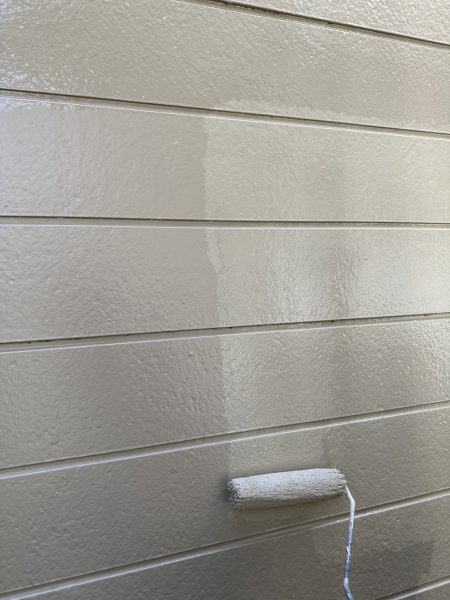 八千代市　外壁塗装　上塗り　プラチナ無機コート