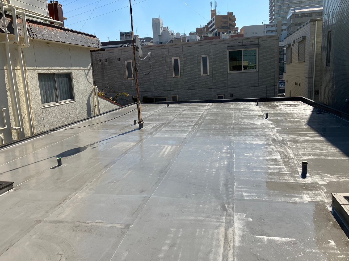 千葉市　ウレタン防水　陸屋根　下塗り　プライマー