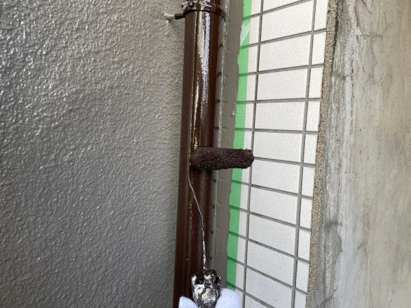 千葉市　アパート　付帯部塗装　雨樋　ファインパーフェクトトップ