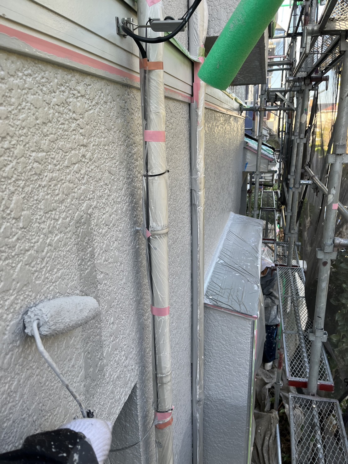 千葉市　外壁塗装　上塗り　アレスダイナミックトップ