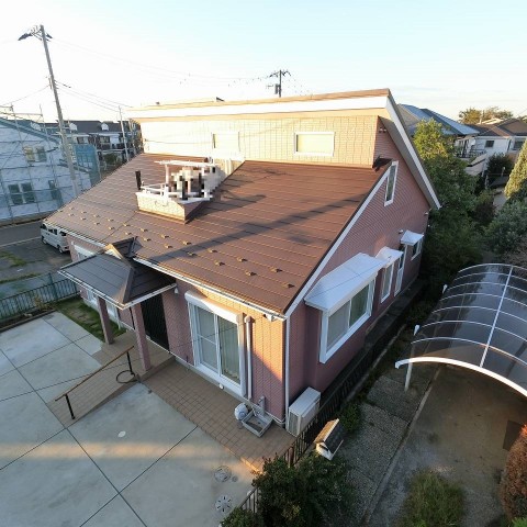 八千代市　after　外壁塗装　屋根カバー工法　付帯部塗装　シーリング　コーキング　防水　太陽光パネル
